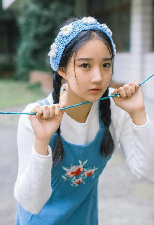 世界级足球明星今昔对比，展现成长轨迹，世界足球明星50名名字